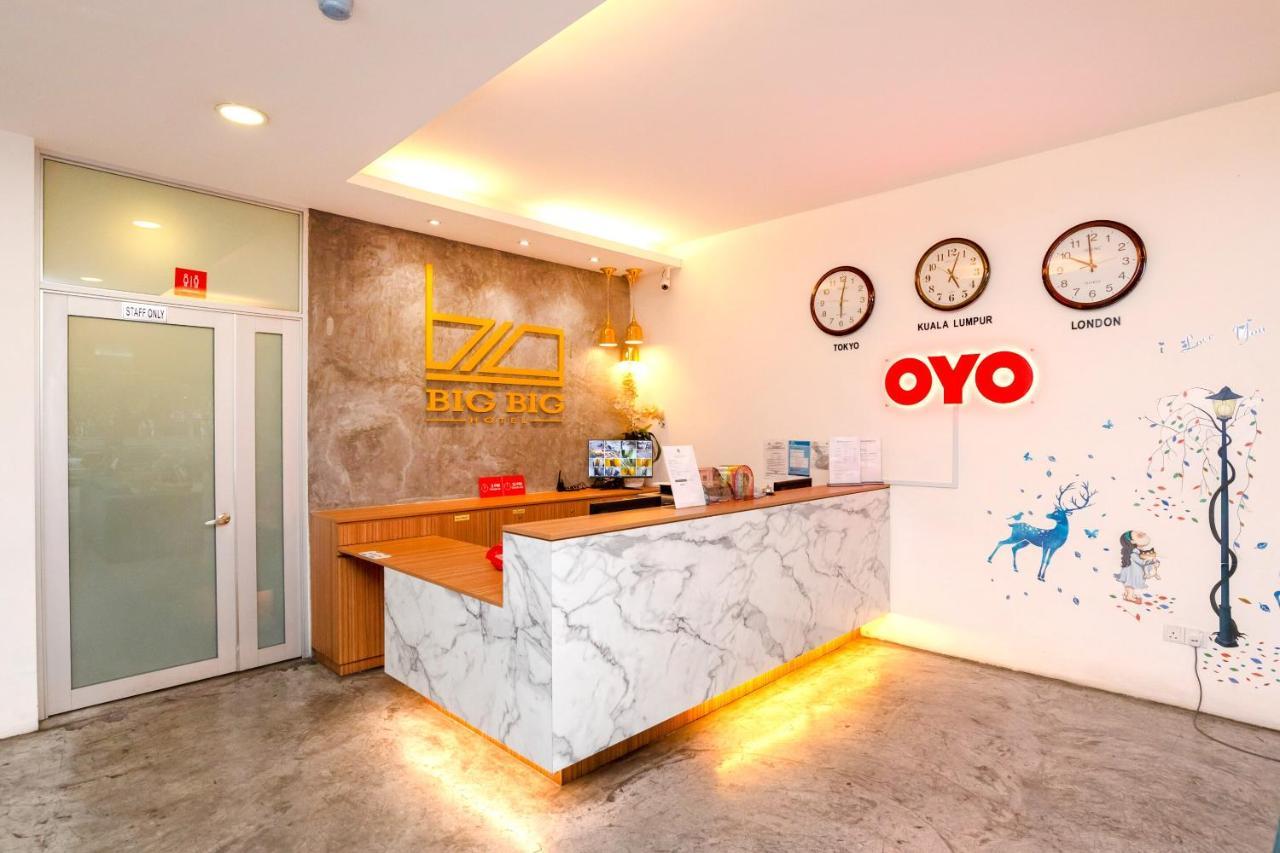OYO 89355 Big Big Hotel Johor Bahru Exterior foto
